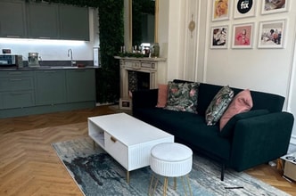 7 High St, Windsor to rent Interior Photo- Image 2 of 4