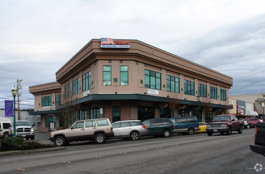 101 E Main St, Monroe, WA for rent - Building Photo - Image 1 of 5