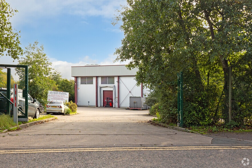 Knights Rd, Leicester to rent - Building Photo - Image 1 of 4