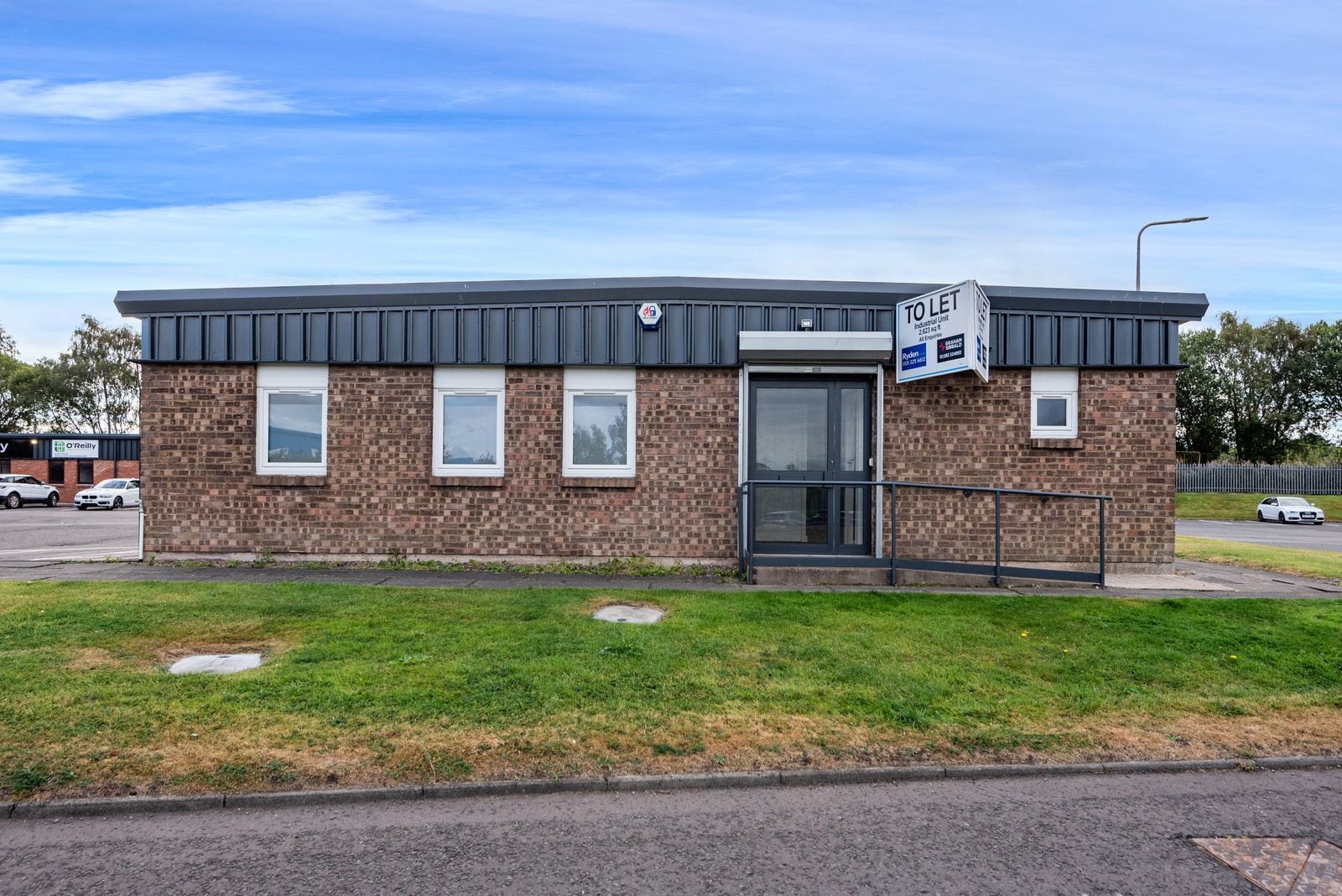 66 Dickson St, Dunfermline to rent Building Photo- Image 1 of 7