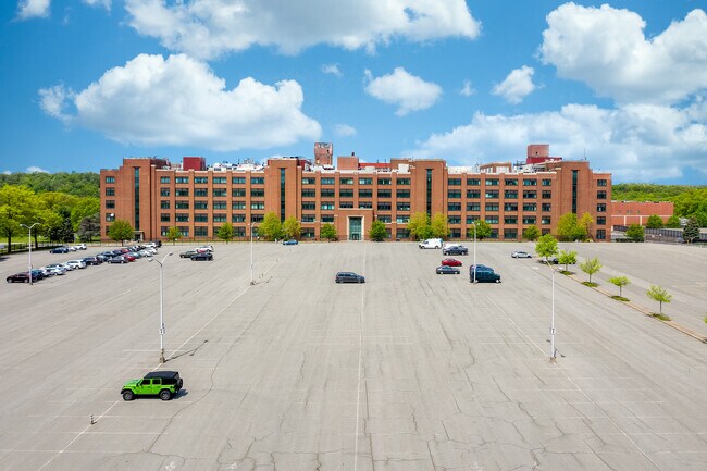 More details for 401 N Middletown Rd, Pearl River, NY - Mixed-use to Rent