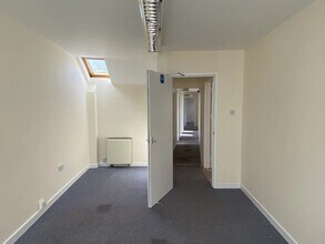 63 Frogmore St, Abergavenny to rent Interior Photo- Image 2 of 4