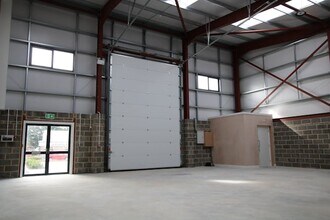 4-5 Old St, Sturminster Marshall to rent Interior Photo- Image 1 of 2