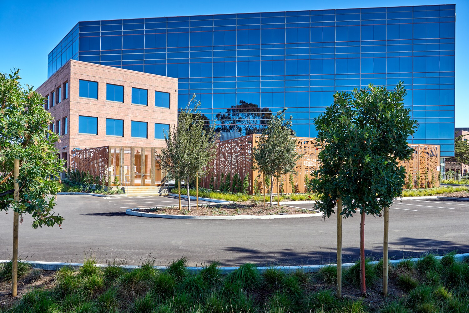 6475 Christie Ave, Emeryville, CA to rent Building Photo- Image 1 of 9