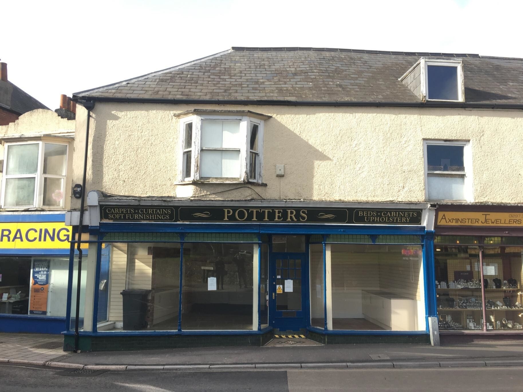 1 West St, Axminster for sale Primary Photo- Image 1 of 1