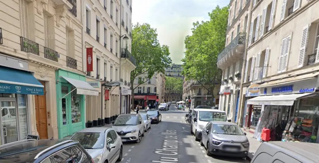 Location Commerce 82 m² - Photo 1