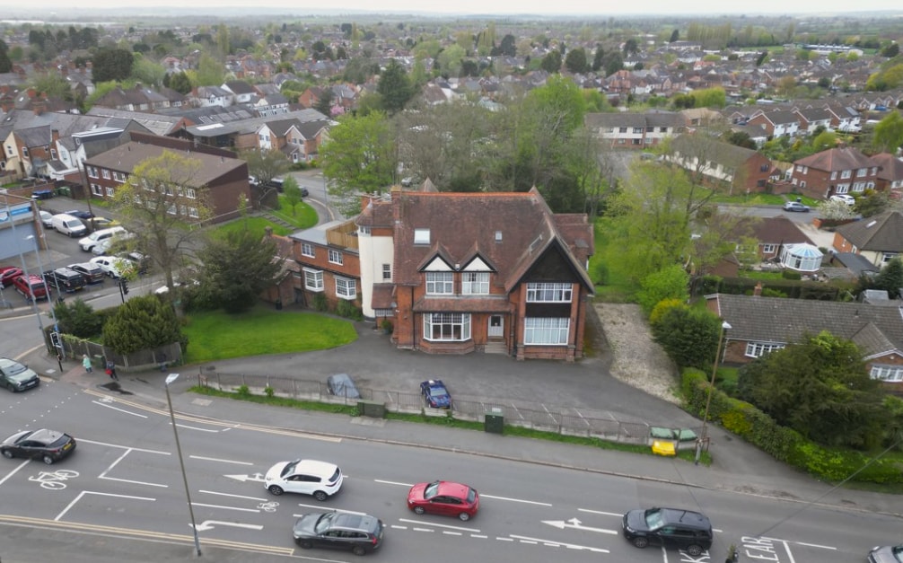 1 Ashby Rd, Hinckley for sale Primary Photo- Image 1 of 31