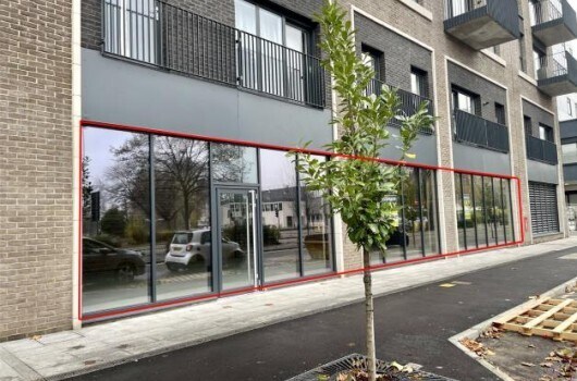 27 Victoria Av, Southend On Sea for sale - Primary Photo - Image 1 of 1