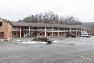 408 Allegheny Hwy, Elkins, WV for sale Primary Photo- Image 1 of 1