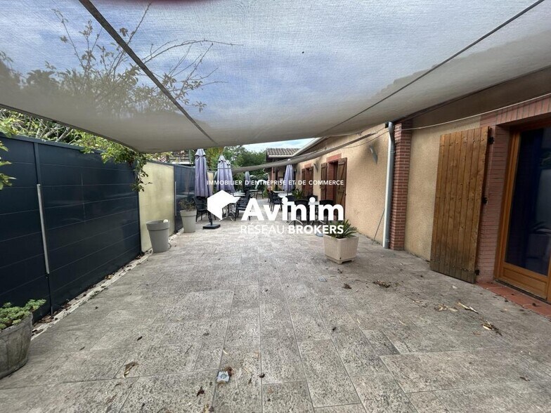 Retail in Colomiers to rent - Building Photo - Image 2 of 7