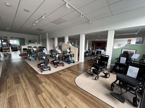 Strode Rd, Plymouth to rent Interior Photo- Image 1 of 8