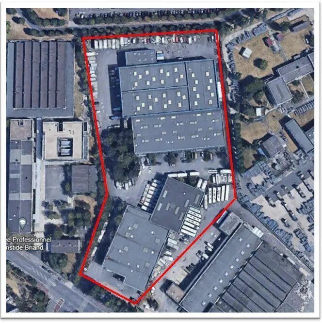 Light Industrial in Le Blanc-Mesnil to rent Aerial- Image 1 of 4