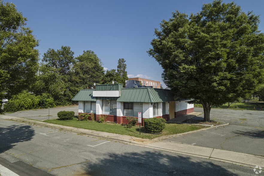 8339 Richmond Hwy, Alexandria, VA for sale - Building Photo - Image 1 of 1