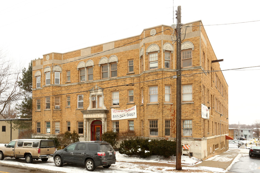 318 W 2nd St, Flint, MI for sale - Primary Photo - Image 1 of 1