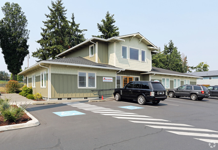 3014 Commercial Ave, Anacortes, WA for rent - Primary Photo - Image 1 of 4