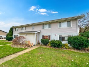 213 Robson Dr, Lockport, IL for sale Primary Photo- Image 1 of 16