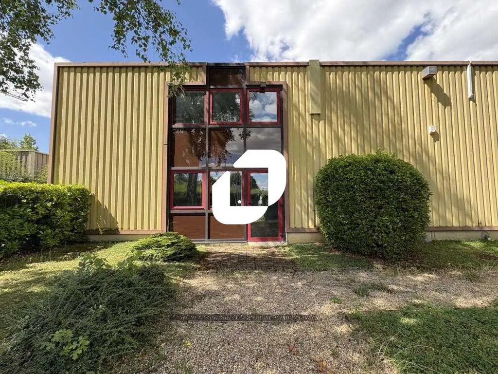 Location Bureaux 522 m² - Photo 1