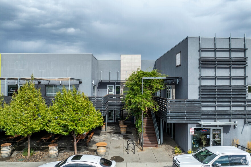 777 S Center St, Reno, NV to rent - Building Photo - Image 2 of 5