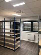 Light Industrial in Évry-Courcouronnes to rent Interior Photo- Image 1 of 3