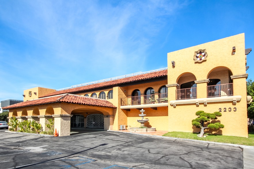 2233 E El Segundo Blvd, El Segundo, CA for sale - Building Photo - Image 1 of 1