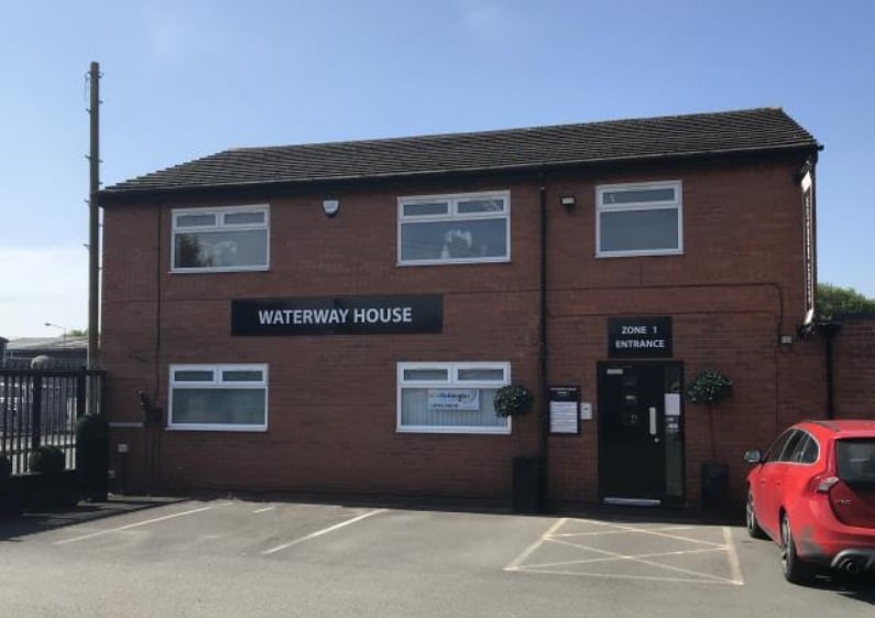 Canal St, Off Woodhouse Ln, Wigan to rent - Primary Photo - Image 1 of 4