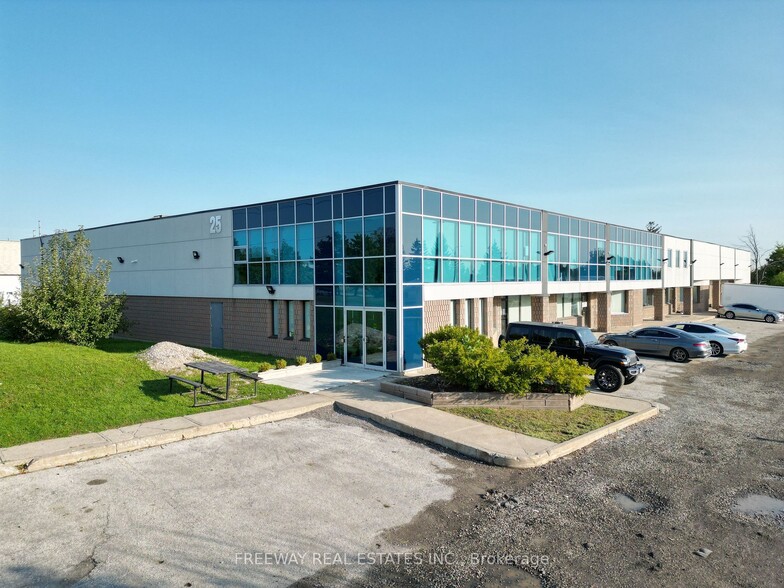 25 Sun Pac Blvd, Brampton, ON for sale - Building Photo - Image 1 of 27