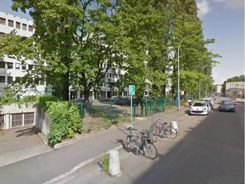 28 Rue De La Baïsse, Villeurbanne to rent - Building Photo - Image 3 of 14