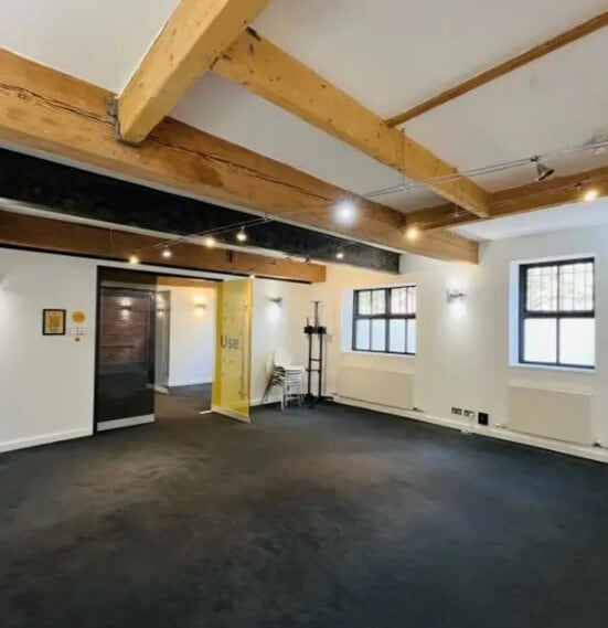 Ardwick Green N, Manchester to rent - Building Photo - Image 2 of 8