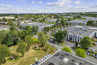 Villebon-sur-Yvette, ESS - Aerial  map view