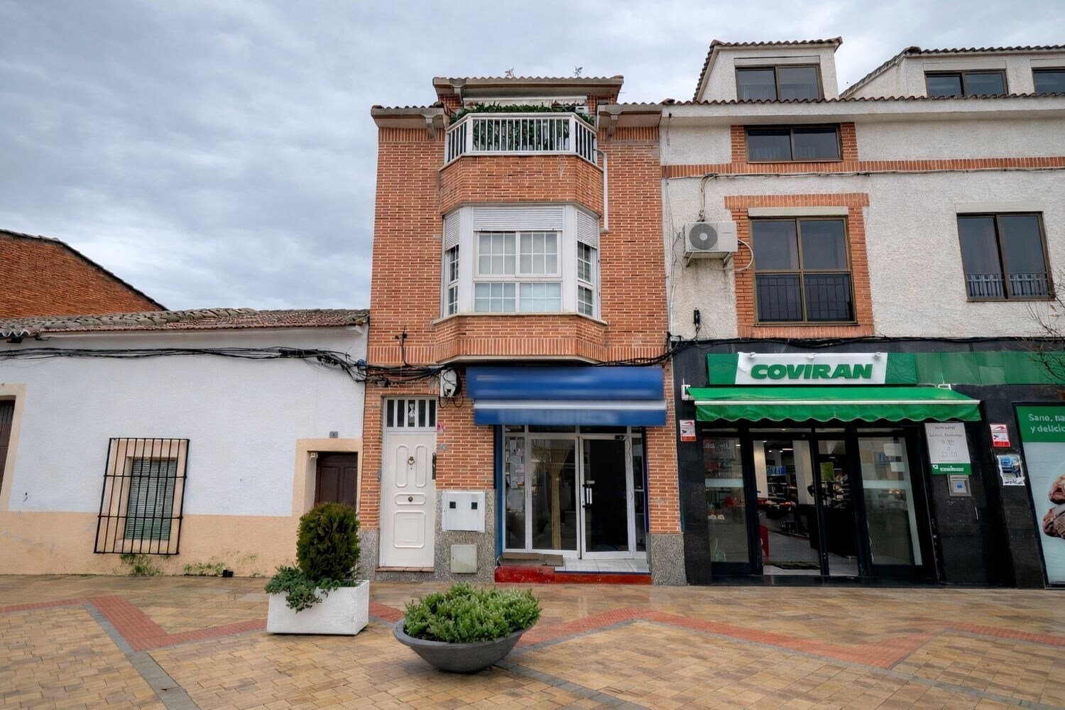 Build-to-Rent in Fuente el Saz de Jarama, Madrid for sale Primary Photo- Image 1 of 4