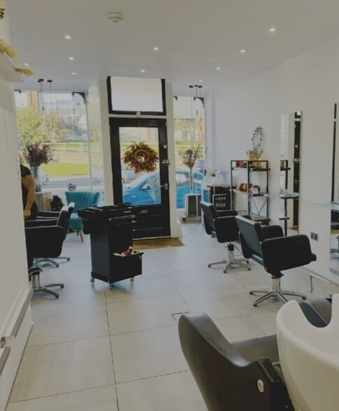 459 Poole Rd, Poole for sale - Interior Photo - Image 2 of 3