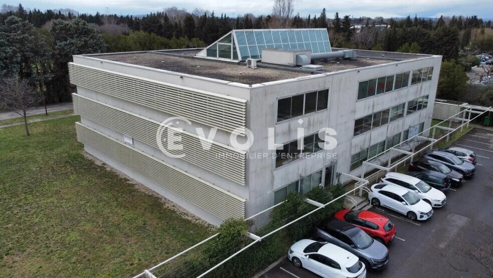 Office in Avignon to rent - Building Photo - Image 1 of 12