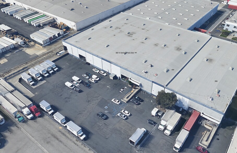 325-337 N Baldwin Park Blvd, City Of Industry, CA for rent - Building Photo - Image 2 of 5