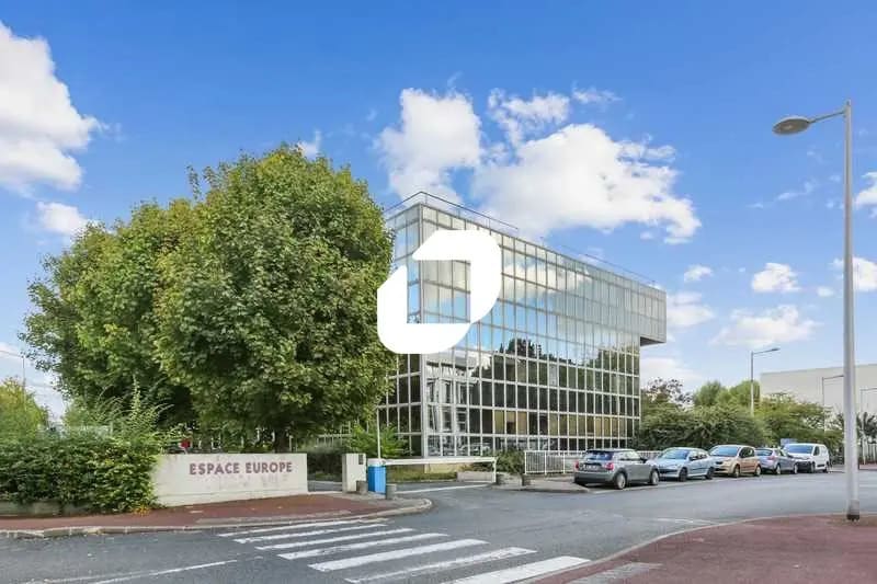 Office in Évry-Courcouronnes to rent Primary Photo- Image 1 of 10