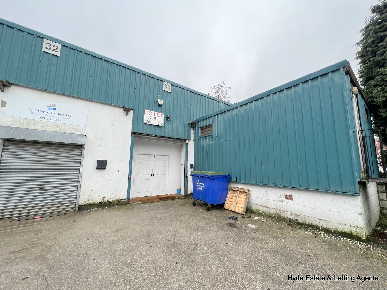 Albion St, Bury to rent Primary Photo- Image 1 of 2