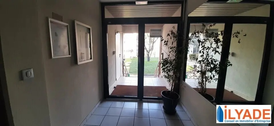 Espace Wagner, Aix-en-Provence to rent - Building Photo - Image 2 of 6