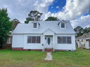 291 N Boulevard, Baxley, GA for sale Primary Photo- Image 1 of 24