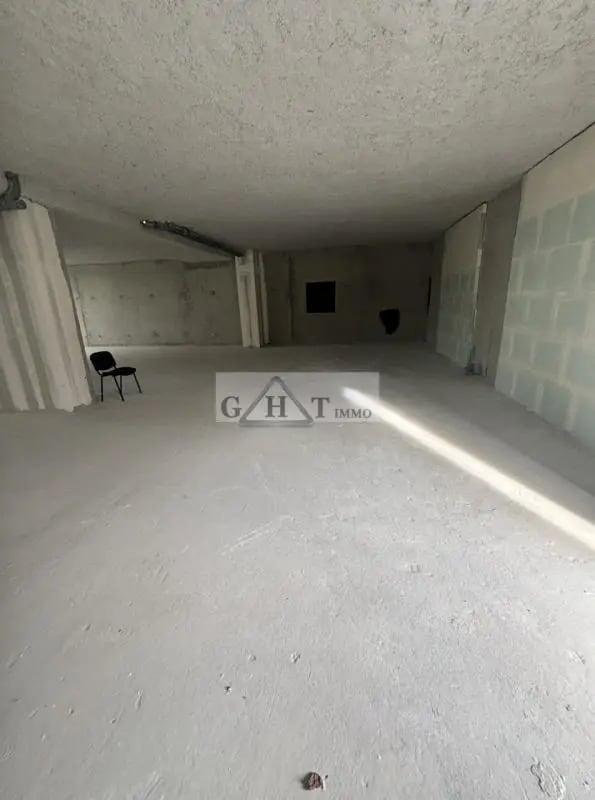 Vente Commerce 210 m²