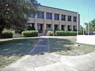 More details for 401 E Washington Ave, Navasota, TX - Office for Sale