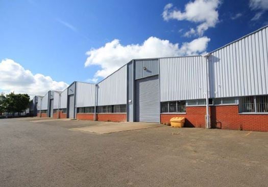 Barn Way, Northampton to rent - Building Photo - Image 2 of 4