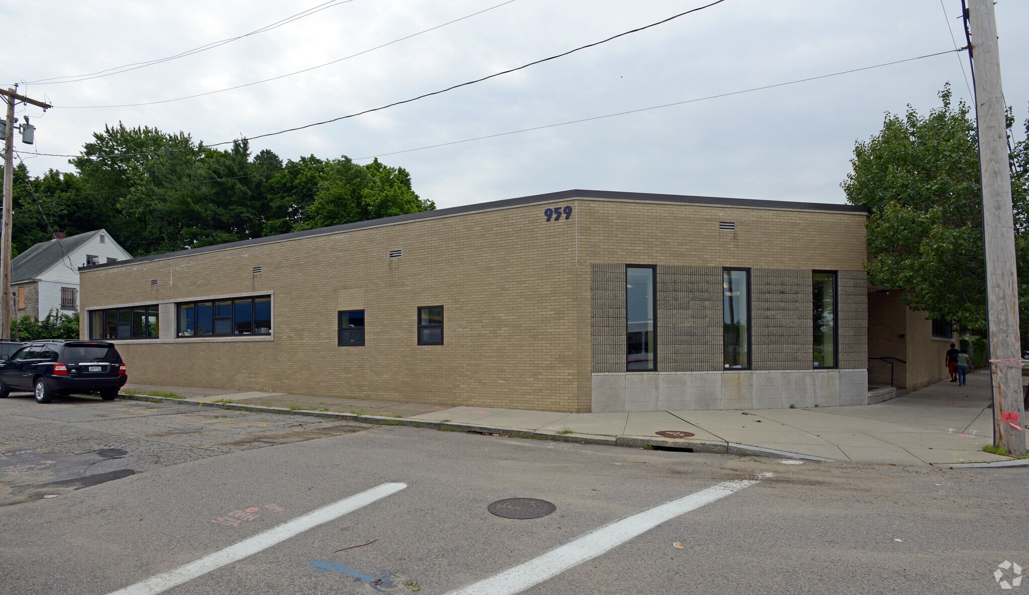 959 N Main St, Providence, RI to rent Primary Photo- Image 1 of 18