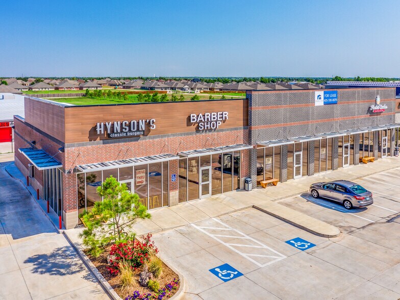 825 E Main St, Yukon, OK for rent - Building Photo - Image 1 of 12