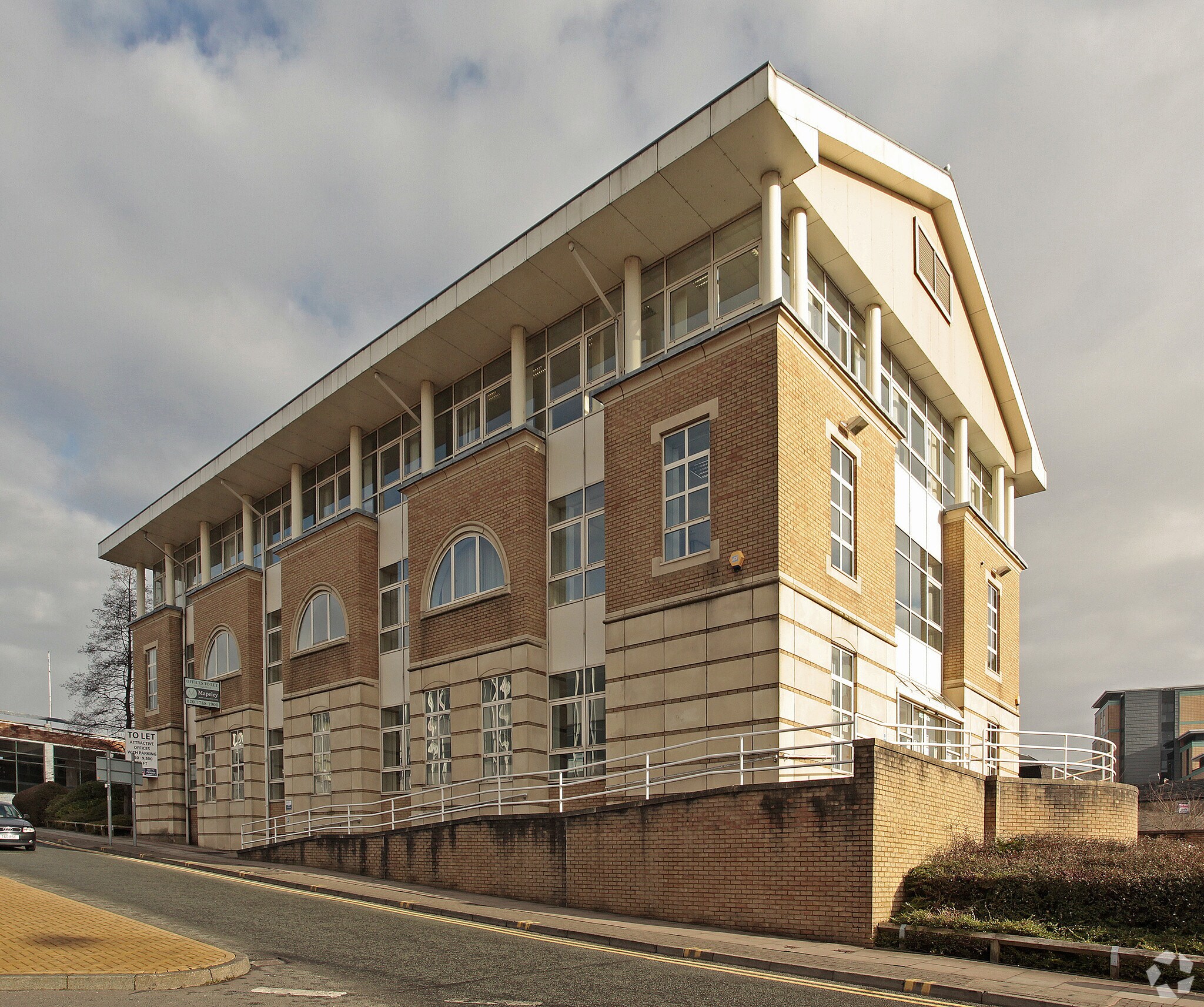 Kingsway, Burnley to rent Primary Photo- Image 1 of 6