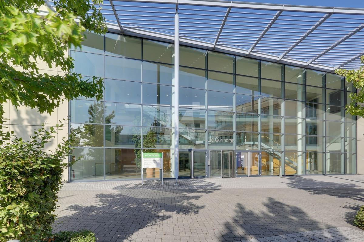 Office in Wissous to rent Building Photo- Image 1 of 19