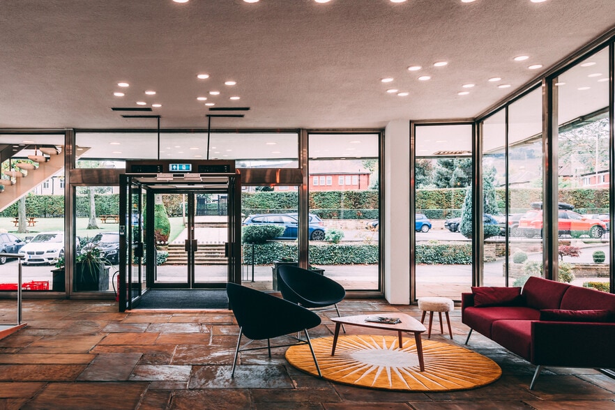 Valley Dr, Ilkley to rent - Interior Photo - Image 3 of 6