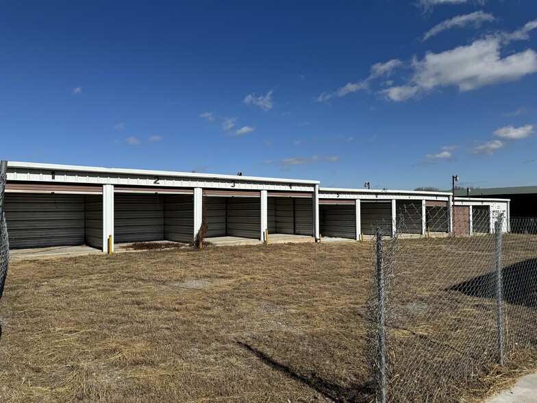 1290 Eastgate Dr, Midlothian, TX for rent - Building Photo - Image 1 of 2