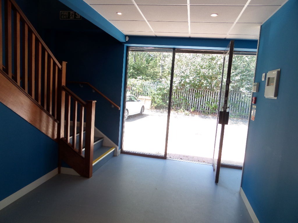 Clos Marion, Cardiff to rent Interior Photo- Image 1 of 2