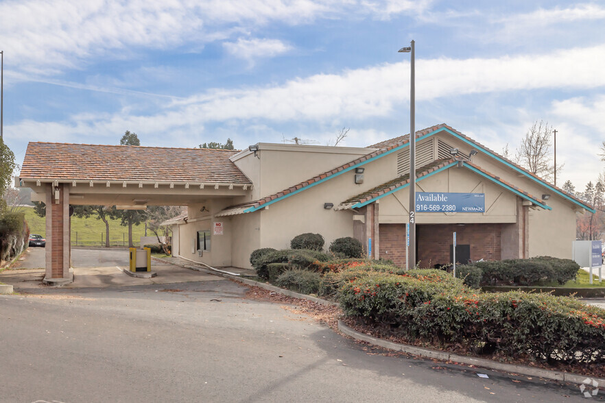 3970 Missouri Flat Rd, Placerville, CA for rent - Primary Photo - Image 1 of 11