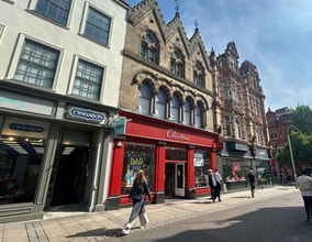 14 Commercial St, Leeds to rent Building Photo- Image 1 of 1