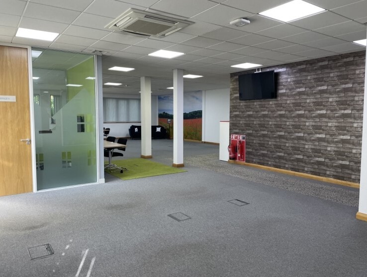 Horton Av, Devizes to rent - Interior Photo - Image 3 of 7